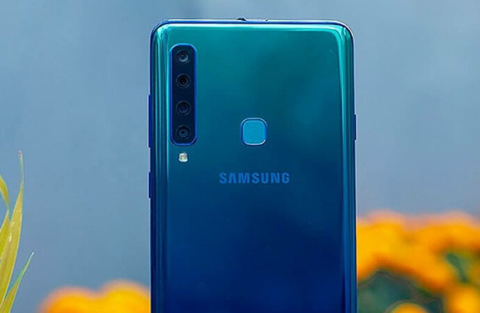 Samsung Galaxy A9, appareil avec 4 modules photo