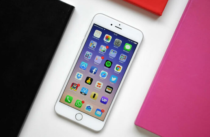 Apple iPhone 6 Plus, le format Phablette du Best Seller