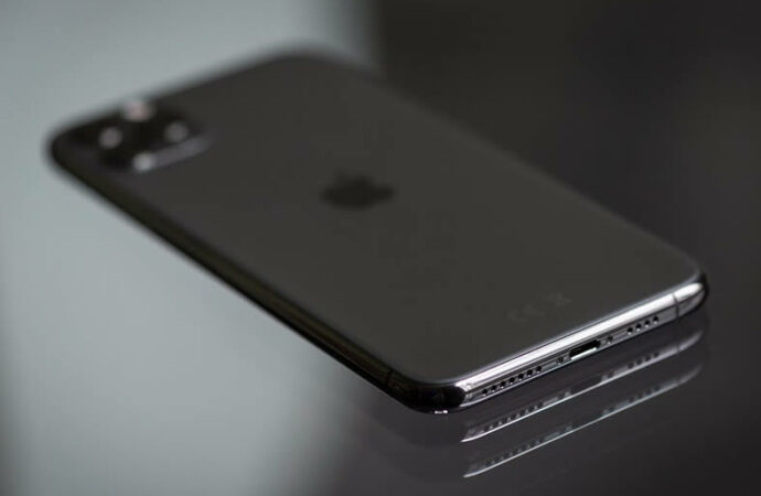 Apple iPhone 12 vs iPhone 11, quelles différences ?
